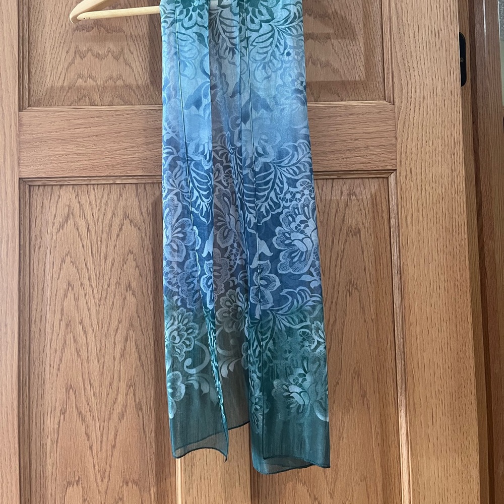 Ombré scarf